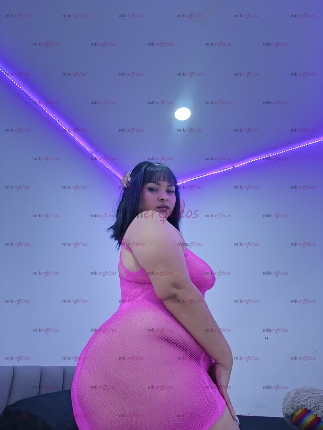 FOTOS DE VALENTINA , MUJER CURVY SENSUAL Y COMPLACIENTE