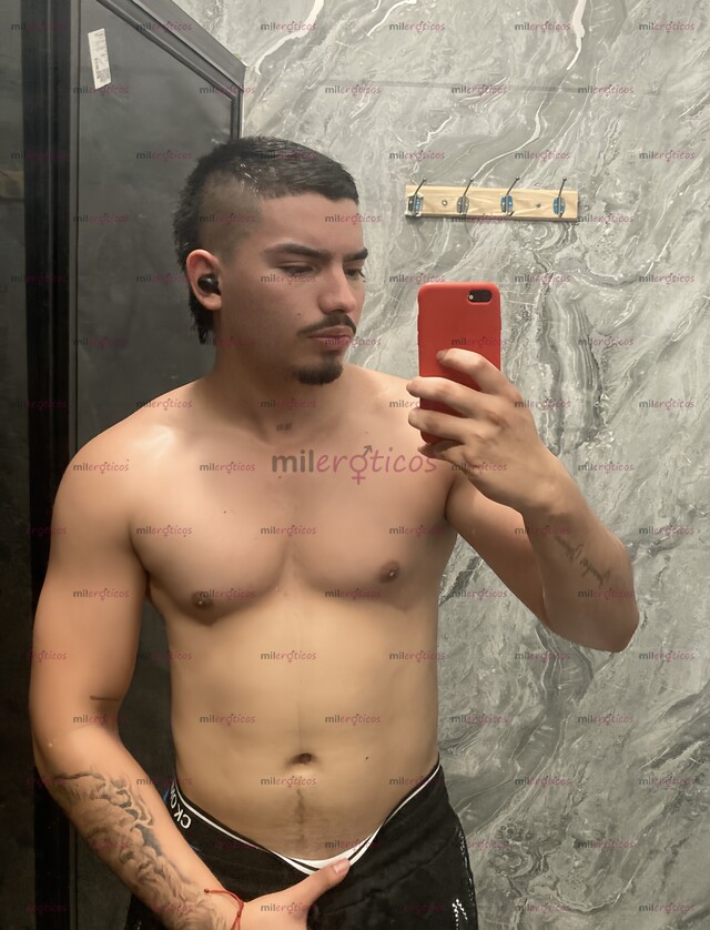 FOTOS DE HOLA SOY THIAGO UN JOVEN ACTIVO MUY CALIENTE
