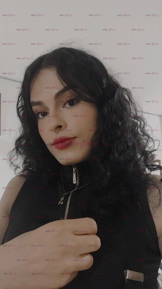 FOTOS DE FLAQUITA LINDA Y SONRIENTE, DISPUESTA A SATISFACERTE