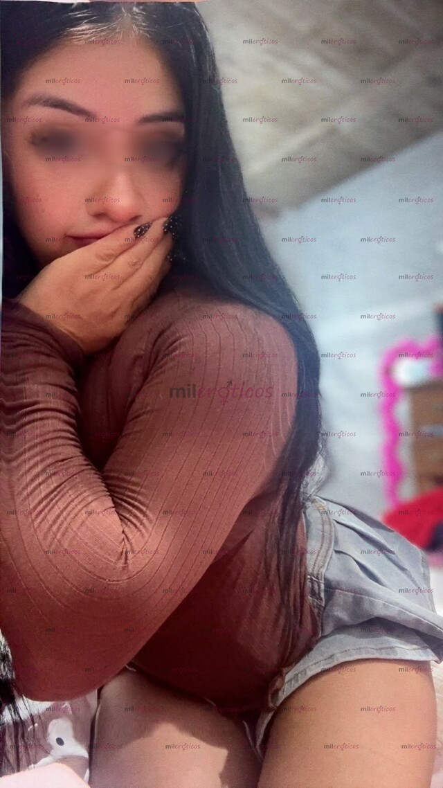 FOTOS DE TRAVIESA CON GANAS DE UN RICO ORAL, SANDY.