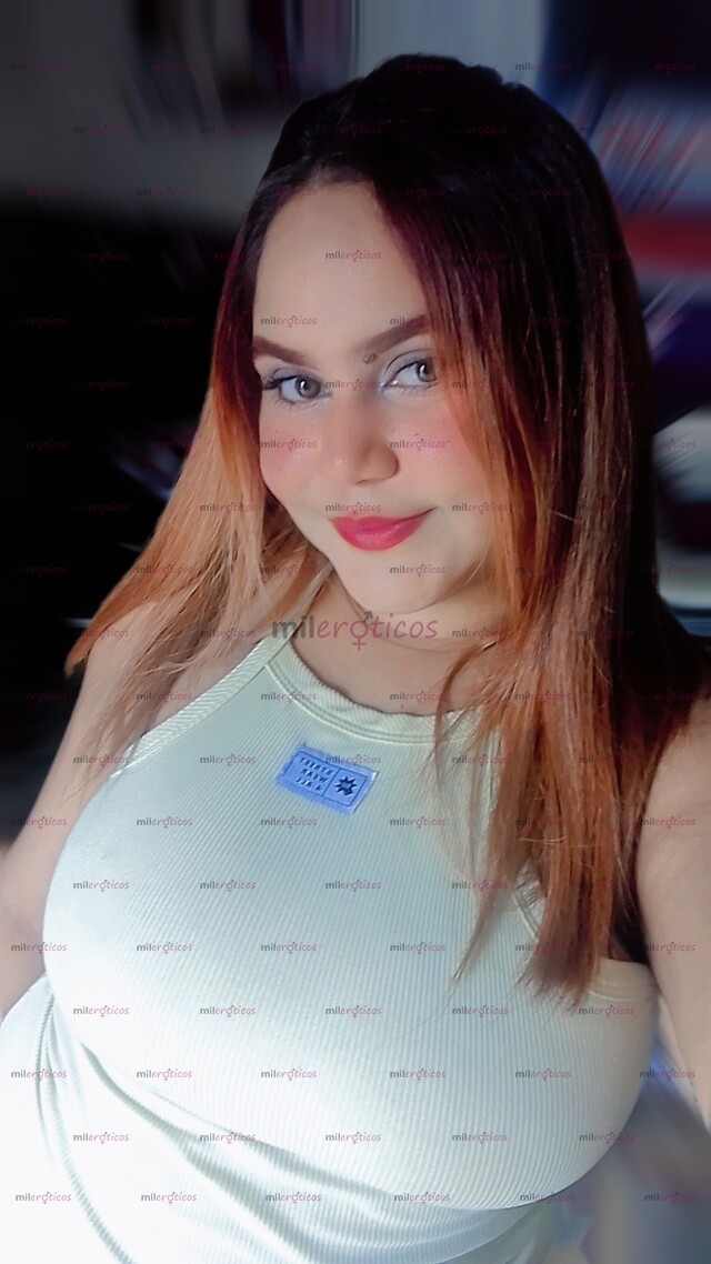 FOTOS DE TU TETONA, ESTRECHITA, RELLENITA Y PIERNONA A LA ORDEN