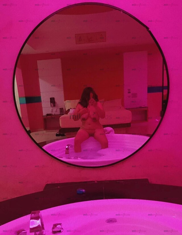 FOTOS DE CALIENTE TETONA Y MUY PUT PONME COMO QUIERAS PAPI
