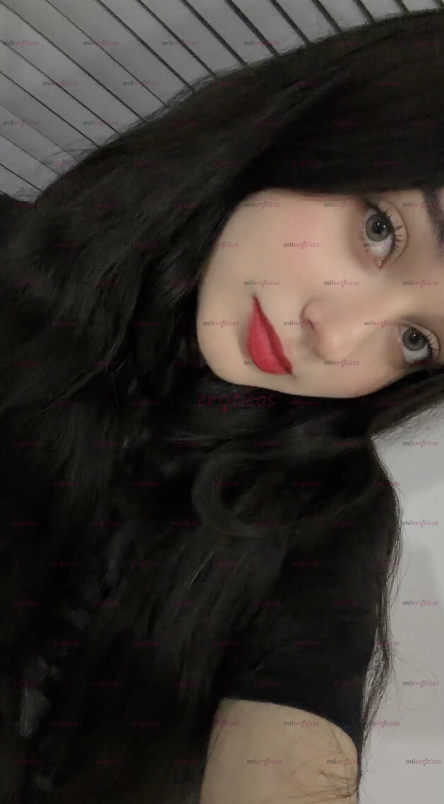 FOTOS DE SOFÍA 19 ESTUDIANTE ALTA DELGADA PIEL CLARA
