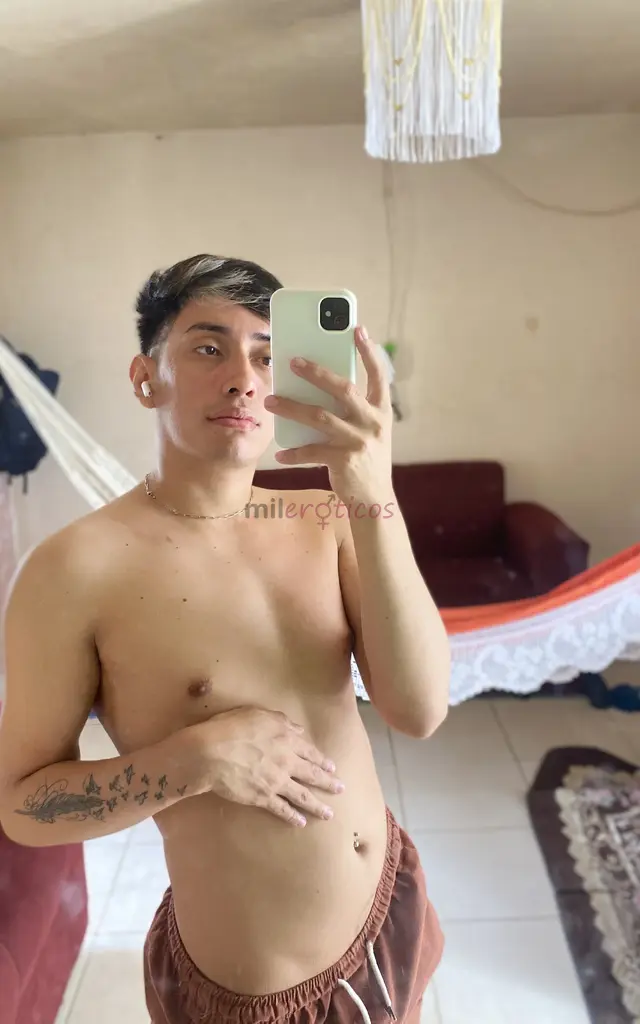 Gt sou uma profissional dedicada e muito prazerosa no que faco prezo por um atendimento discreto respeitoso e de qualidade onde o seu bem estar e o se...