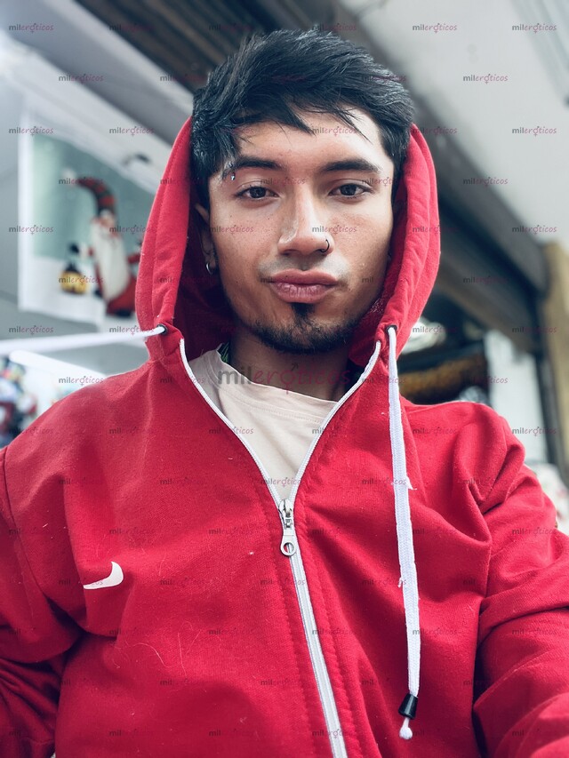 FOTOS DE FLACO ENCANTADOR ARRECHO VERGON CON SITIO VIP