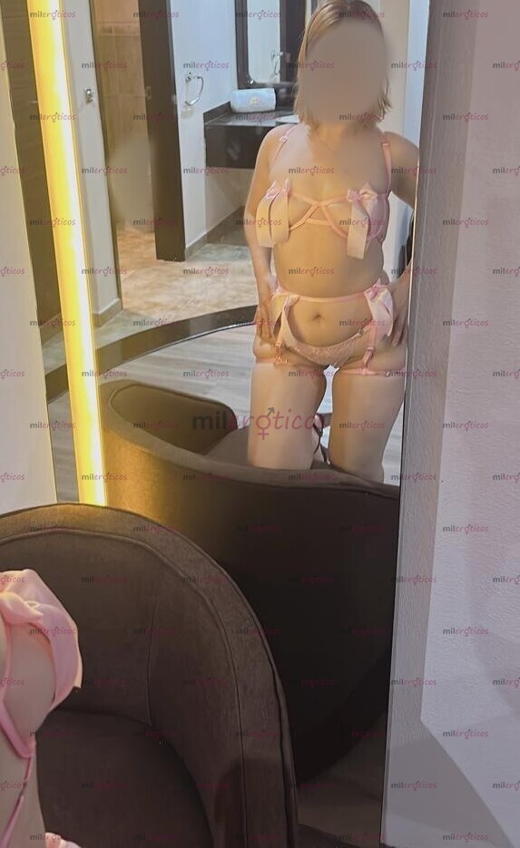 FOTOS DE ZOE HERMOSA RUBIA DELGADITA!! TETONA MUY NALGONA¡¡ COMPLACIENTE!!