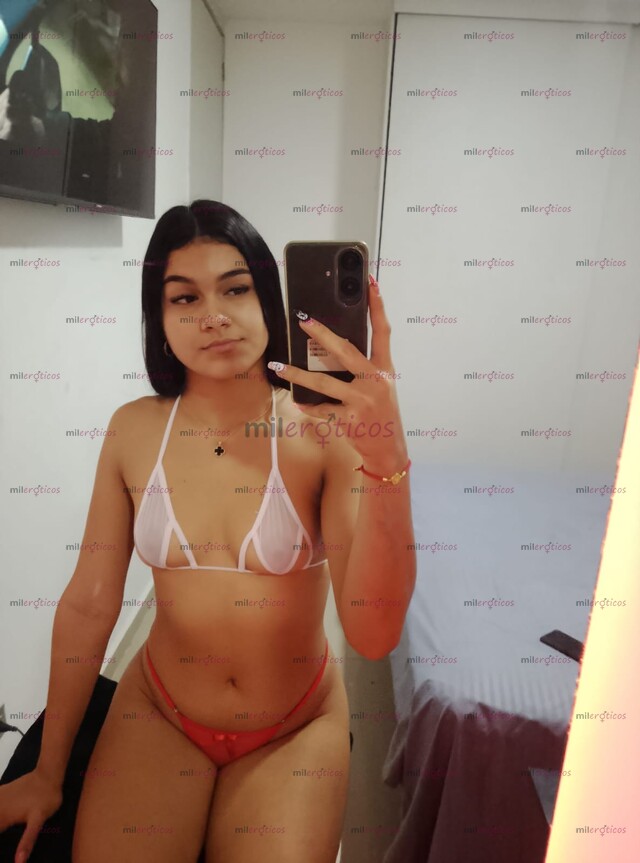 FOTOS DE HERMOSA Y DISPONIBLE, VEN DISFRUTA DE MIS HERMOSAS NALGAS BB