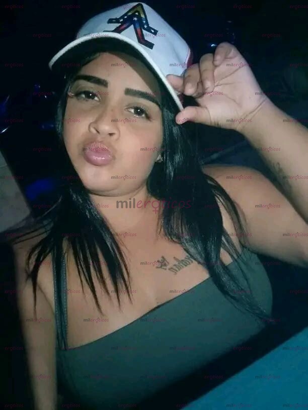 FOTOS DE HOLA SOY RUBI UNA CHICA CURBI LÍNEA Y SEXY
