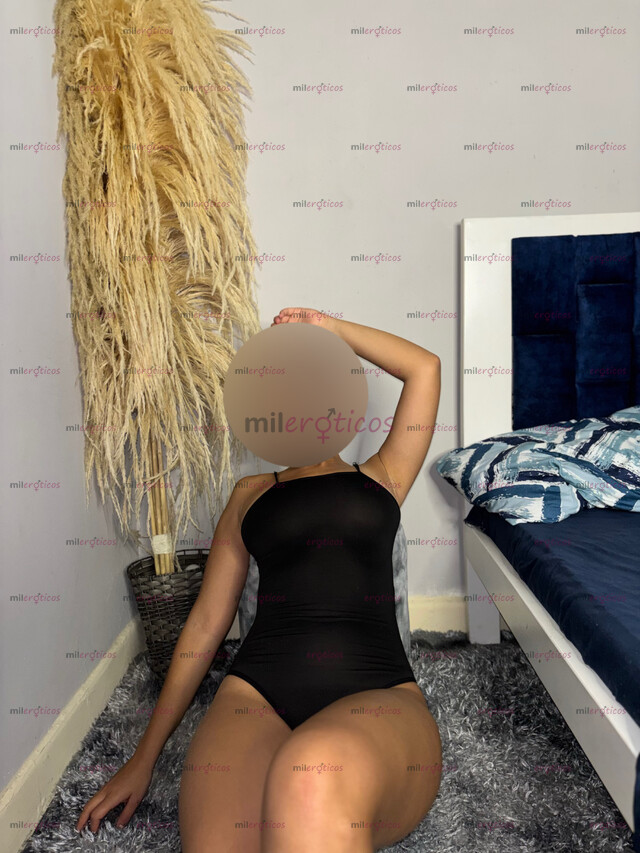 FOTOS DE MODELO DELGADA TRATO ÚNICO CUERPO DIVINO Y PIEL SUAVE