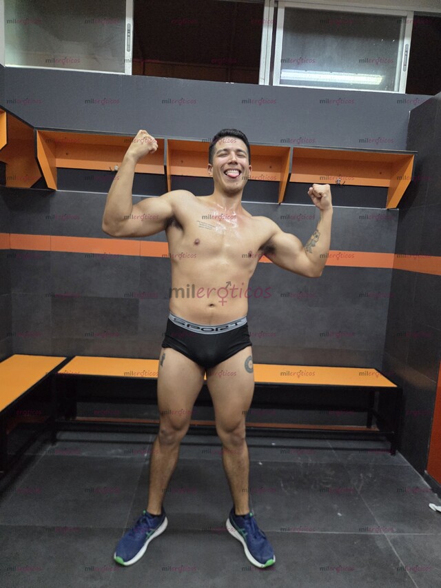 FOTOS DE ACTIVO BISEXUAL CALIENTE, FIT, 18 CM, DOMINANTE, RISUEÑO Y MUY MORBOSO