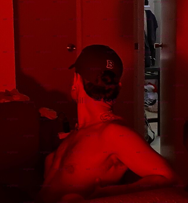 FOTOS DE CHICO ATRACTIVO SIMPÁTICO Y CON BUEN CULO