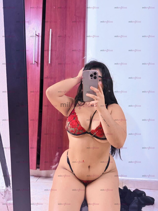 FOTOS DE MI FIGURA ES NATURAL, MIS SENOS SON SUAVES Y JUGOSOS PARA QUE LOS BESES DELI