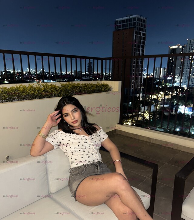 FOTOS DE SUGEILY TORRES , MUÑECA DOMINANTE COMO PASIVA Y ACTIVA