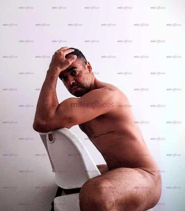 FOTOS DE DELICIOSO HOMBRE VARONIL QUE TE HARÁ VIBRAR DE PLACER!