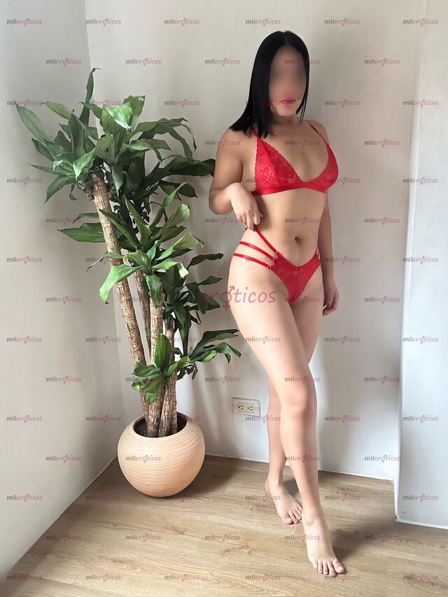FOTOS DE SAMI HERMOSA MAMASITA PAISA CON UNA CARA HERMOSA ,NALGONA