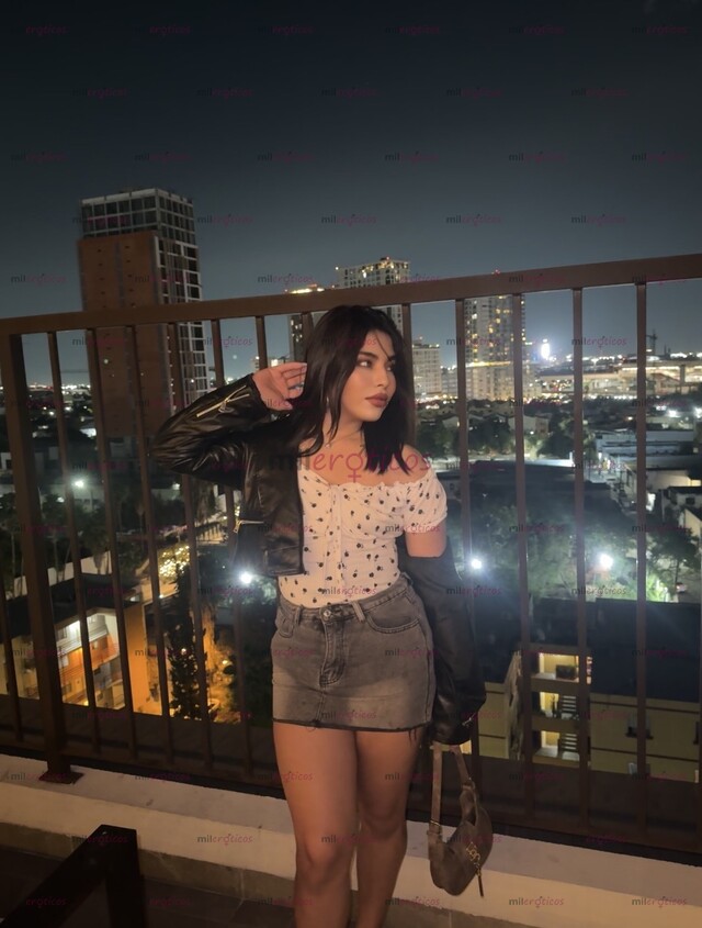 FOTOS DE SUGEILY TORRES , MUÑECA DOMINANTE COMO PASIVA Y ACTIVA