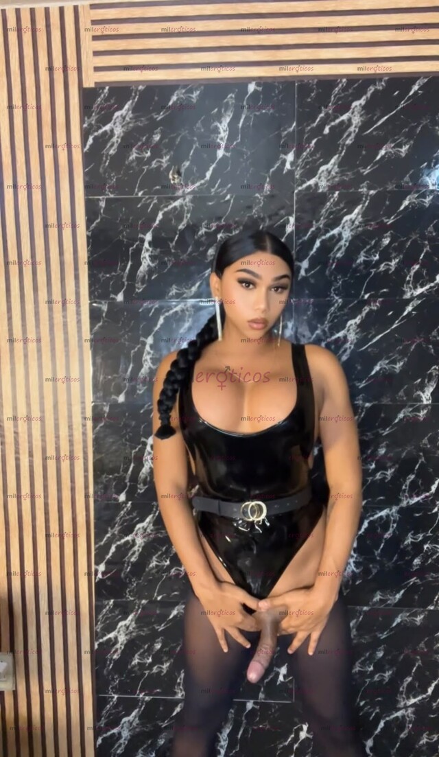 FOTOS DE DISFRUTA DE MI RIATA NEGRA LLENA DE LECHE PARA TI PAPI TE ROMPO O ME ROMPES RICO