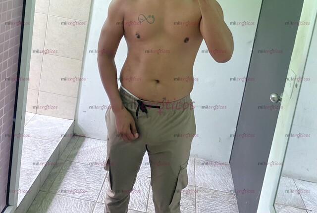 FOTOS DE CARLOS UN CHICO DE BUEN CUERPO NALGON, PASIVO Y SUMISO