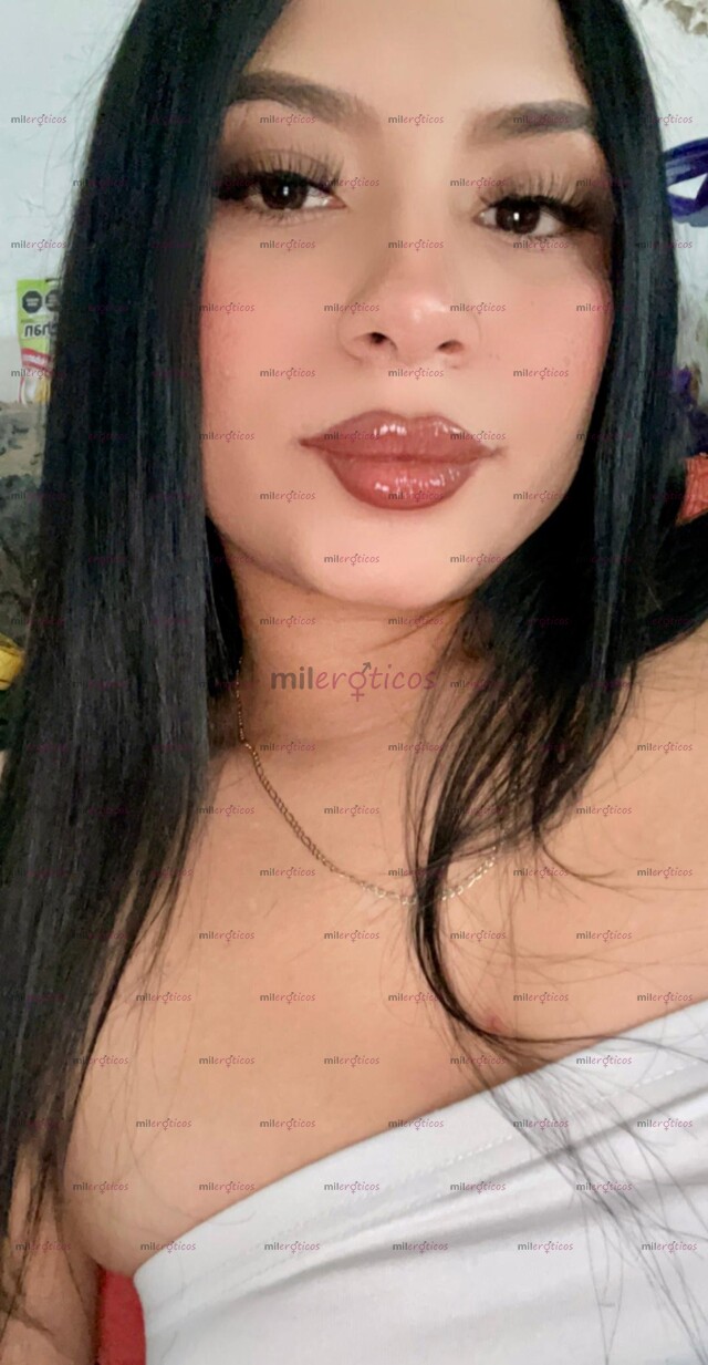 FOTOS DE MÍA, LINDA CHICA COMPLACIENTE DISPUESTA A TODO