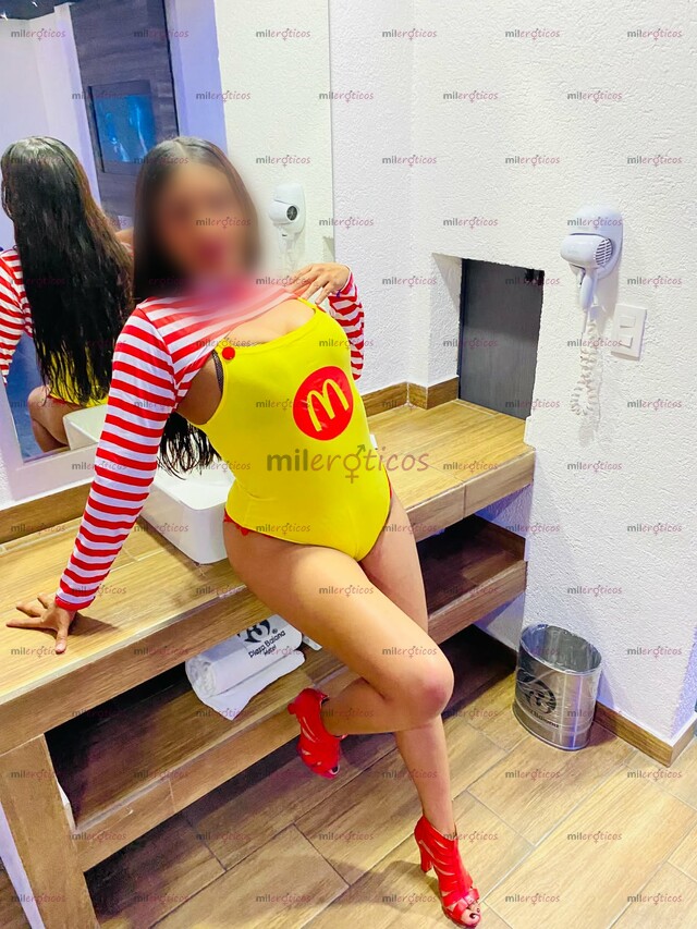 FOTOS DE BONITA, NALGONA CON GANAS DE QUE ME LA METAS BIEN RICO NO ME HAGAS ESPERAR!