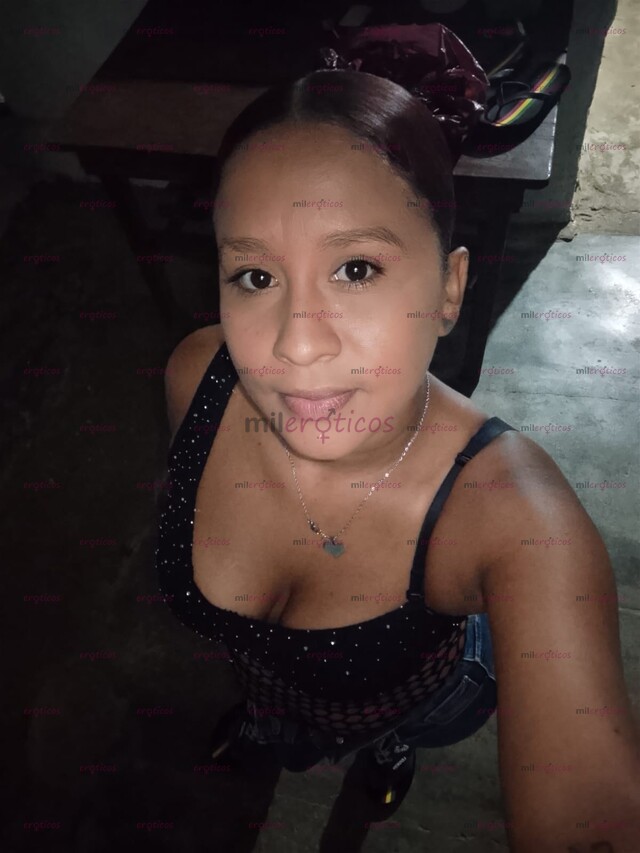 FOTOS DE BLANQUITA RECIÉN LLEGADA A COMPLACERTE CON MI FULL ANAL