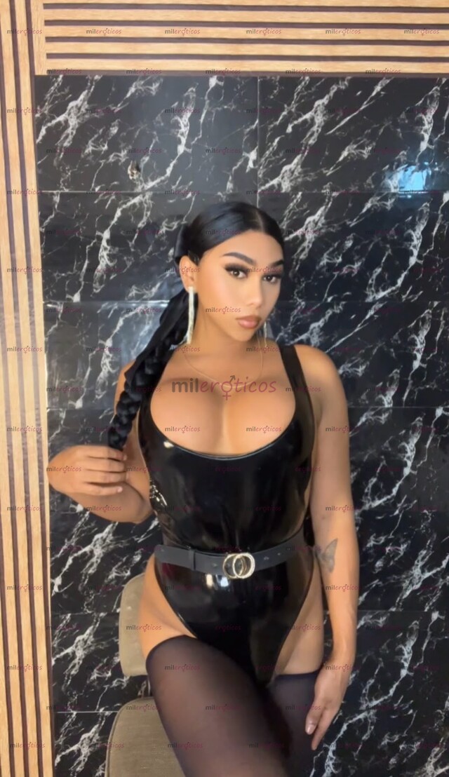 FOTOS DE DISFRUTA DE MI RIATA NEGRA LLENA DE LECHE PARA TI PAPI TE ROMPO O ME ROMPES RICO