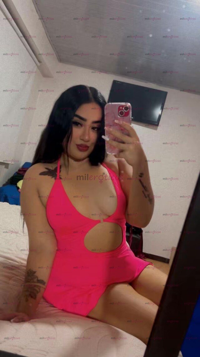 FOTOS DE LUNA DELICIOSA TROZUDITA ARDIENTE EN LA CAMA