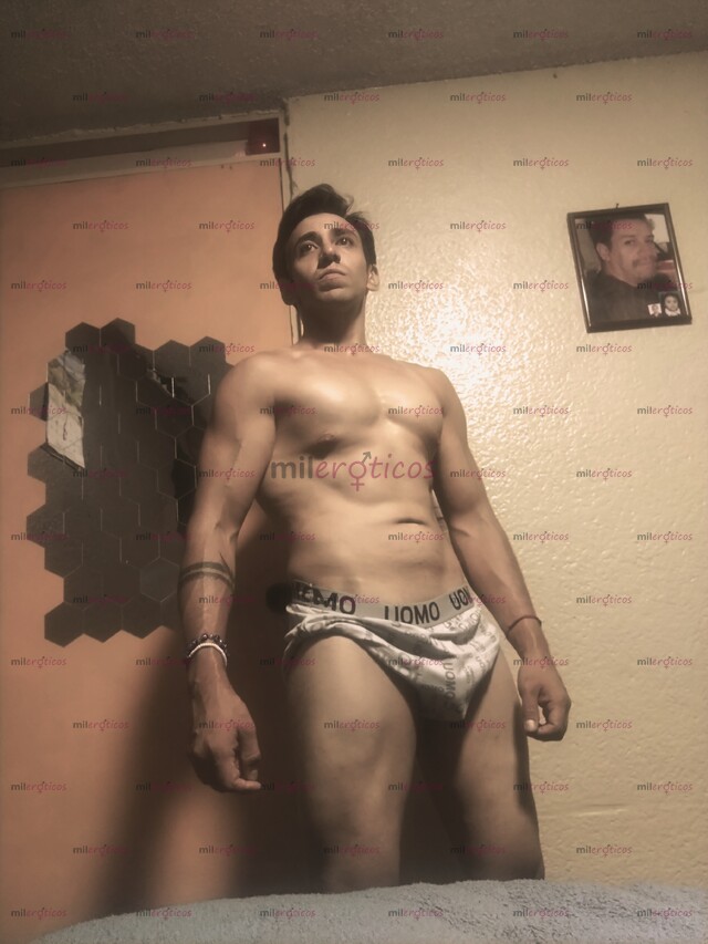 FOTOS DE GIGOLO ESCORT CDMX DISPONIBLE PARA CUMPLIR TUS FANTASÍAS Y CREAR NUEVAS