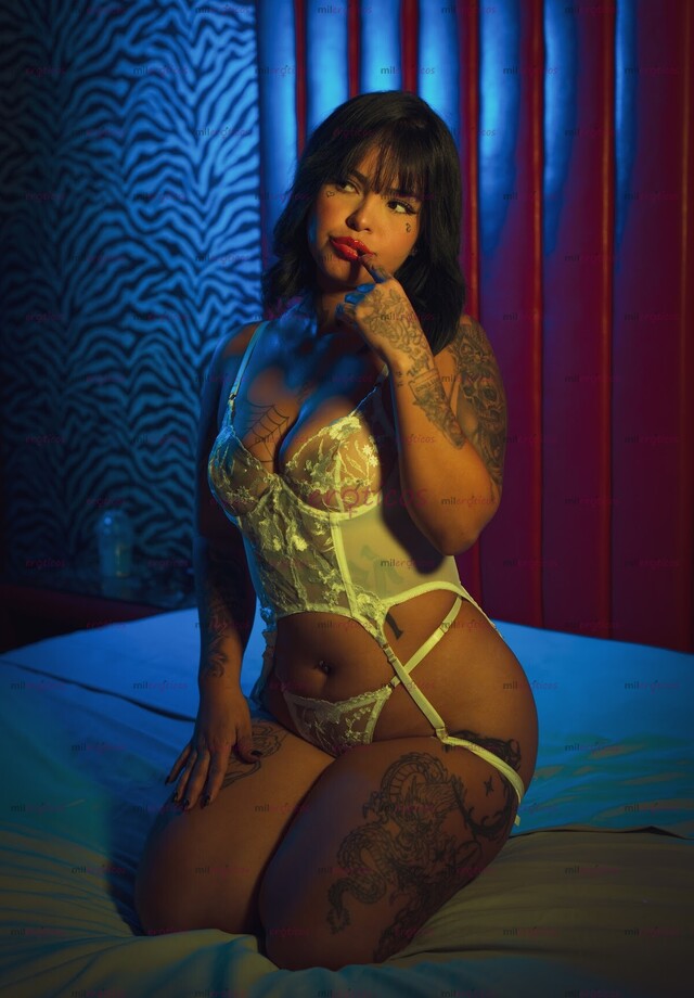 FOTOS DE HOLA SOY ELI , CHAPARRITA NALGONA TATUADA Y MUY HOT TE LA PASARÁS MUY RICO