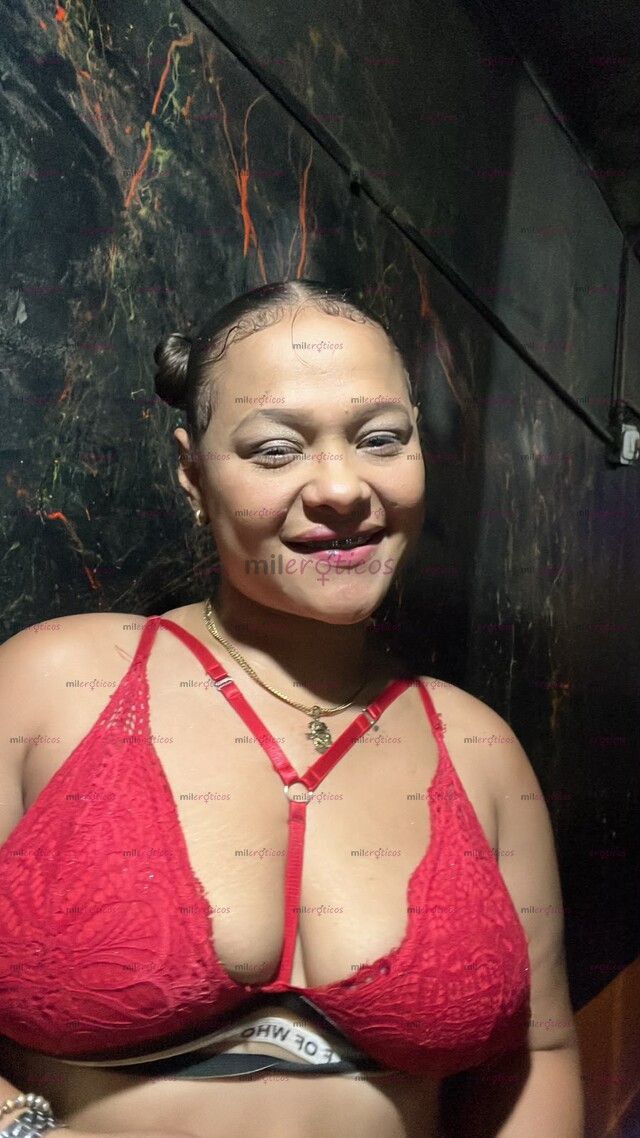 FOTOS DE HOLA MIS AMORES ME LLAMO LILI SOY UNA NIÑA MUY DULCE COMPLETAMENTE RICO