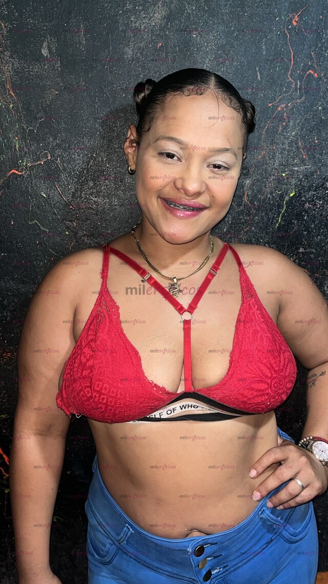 FOTOS DE HOLA MIS AMORES ME LLAMO LILI SOY UNA NIÑA MUY DULCE COMPLETAMENTE RICO