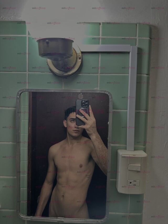 FOTOS DE HOLA, MI NOMBRE ES ALEXANDER CHICO MORENO CON CUERPO ATLÉTICO DE BIEN VER. NUEVO