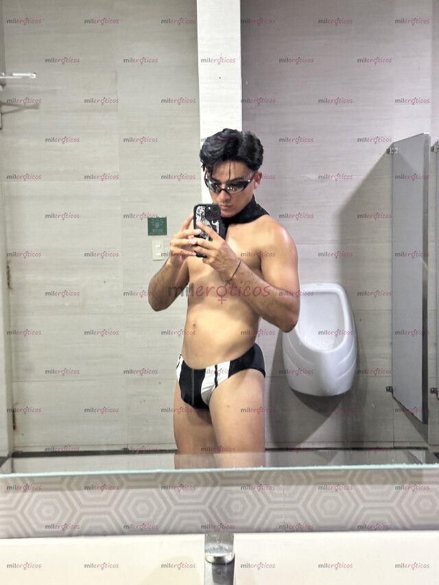 FOTOS DE HOLA, MI NOMBRE ES ALEXANDER CHICO MORENO CON CUERPO ATLÉTICO DE BIEN VER. NUEVO