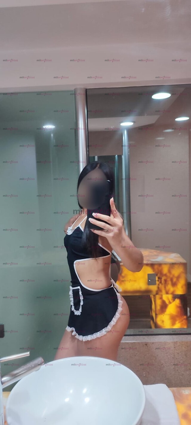 FOTOS DE VENEZOLANA BONITA, CADERONA CON EXCELENTES GLÚTEOS!