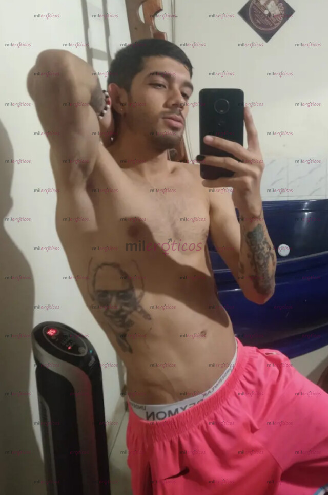 FOTOS DE SOLO PARA CHICAS, CHICO JOVEN Y ACTIVO CERCA DE TI LLAMAME PUES