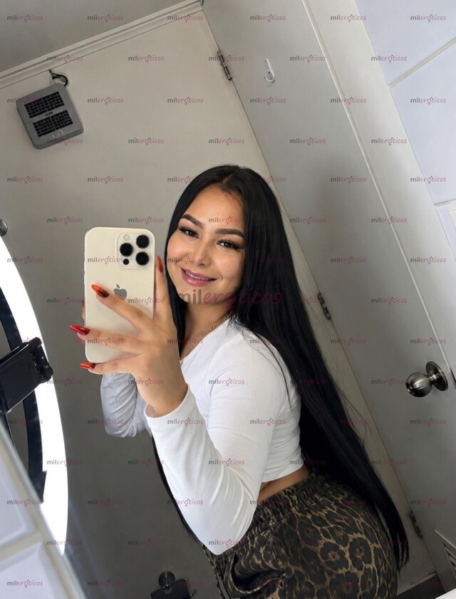 FOTOS DE RICA MUJER FEMENINA PELI NEGRA DISPONIBLE PARA COMPLACERTE EN TUS FANTASÍA