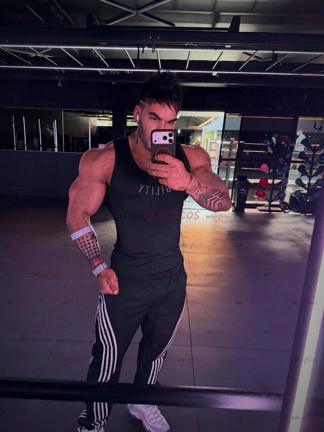 FOTOS DE TOP FITNESS MAN CALIENTE, COMPLACIENTE Y MUY RENDIDOR. CUMPLIRÉ TUS FANTASÍAS