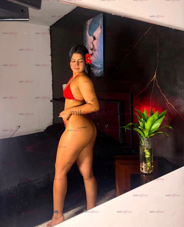 FOTOS DE SCARLETT SEXY FLAQUITA ARDIENTE Y EXCITANTE