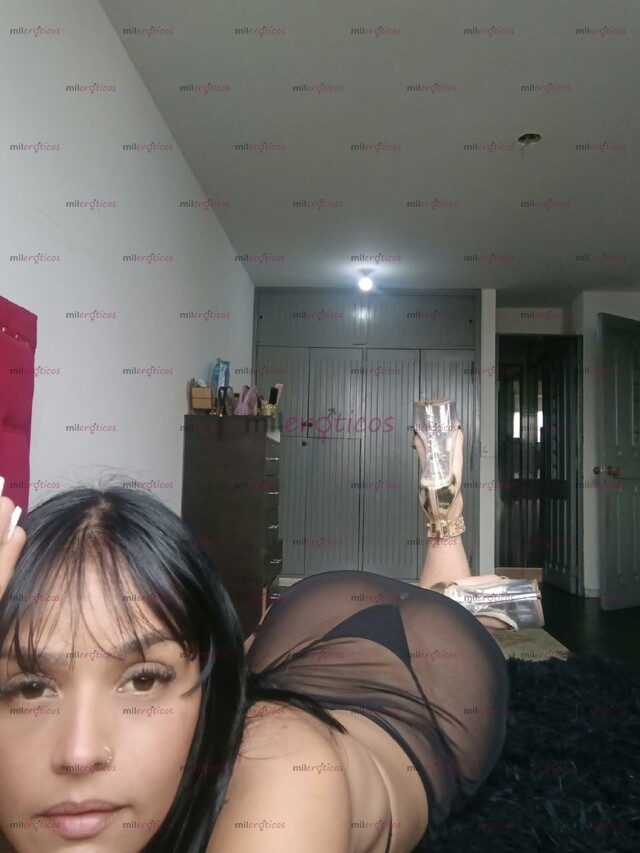 FOTOS DE HOLA BUENAS NOCHES CORAZÓN SOY UNA CHICA LINDA CON CUERPO LINDO