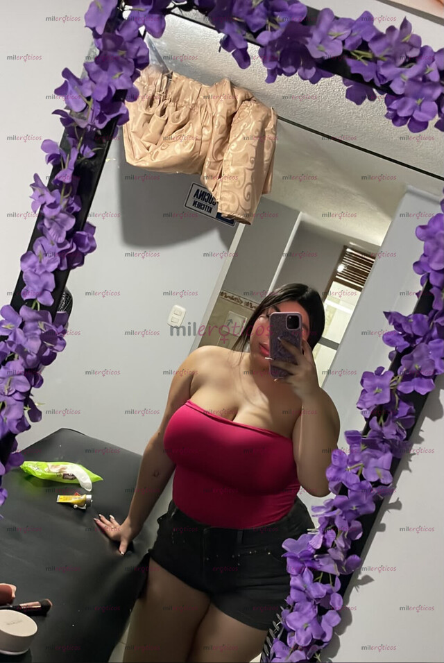 FOTOS DE HERMOSA PAISITA DE 19 AÑOS CON UNA CARITA ANGELICAL DISPUESTA