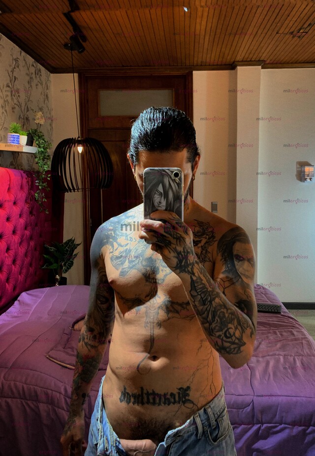 FOTOS DE TATUADO 22CM BIEN DOTADO LISTO PARA COMPLACERTE