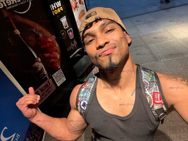 FOTOS DE JOVEN MUSCULOSO VERGON NUEVO EN LA CIUDAD