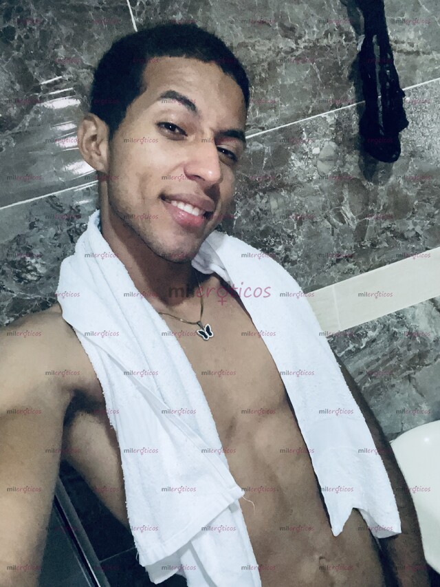 FOTOS DE NEGRO 20 CM VEN TE ROMPE ESE CULO RICO TE DEJO LLENO DE LECHE