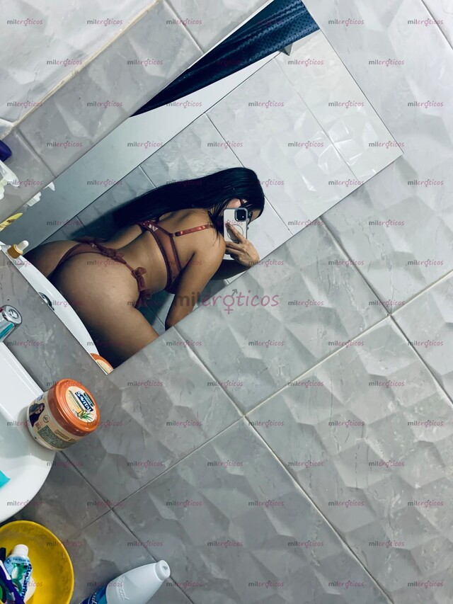 FOTOS DE HOLA AMORES LINDOS SOY KARLA UNA CHICA EXÓTICA ESPONTÁNEA DIVERTIDA SABROSA