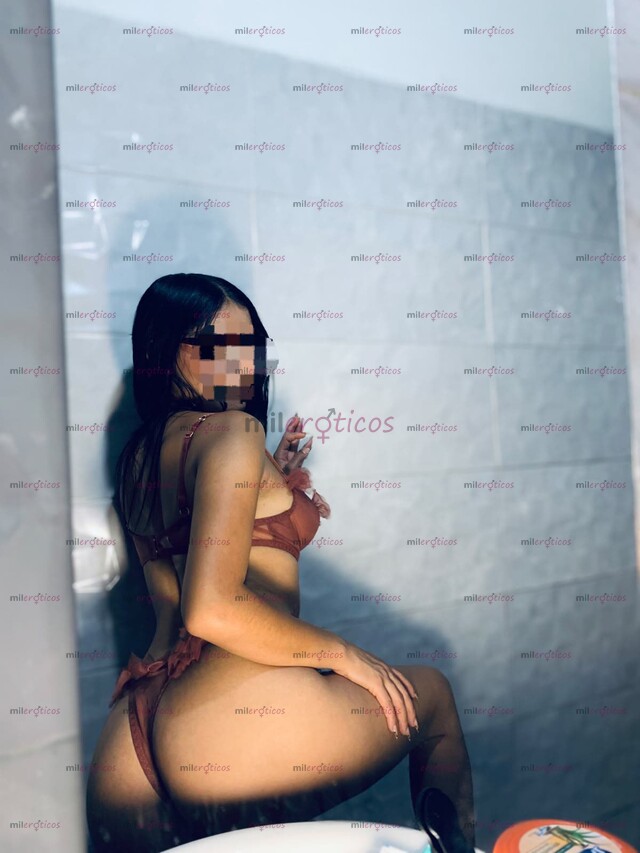 FOTOS DE HOLA AMORES LINDOS SOY KARLA UNA CHICA EXÓTICA ESPONTÁNEA DIVERTIDA SABROSA