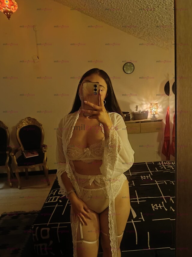 FOTOS DE DANNA NUEVA EN LA ZONA PEQUEÑITA, COQUETA Y CON UN ENCANTO QUE TE ATRAPA