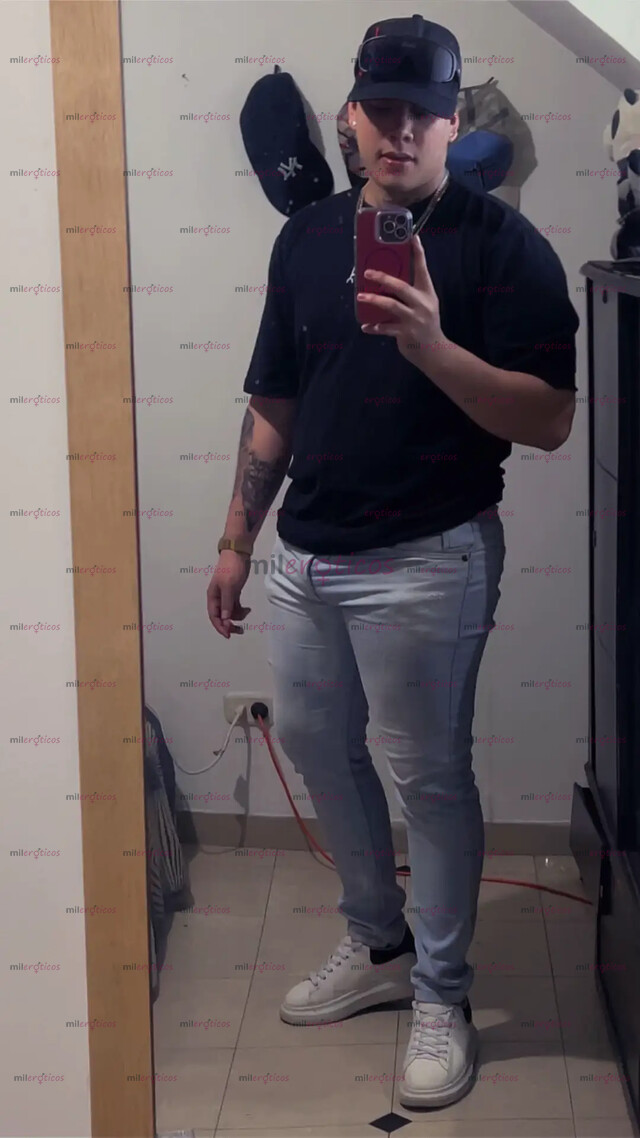 FOTOS DE HOLA SOY LEINER NUEVO CHICO DE PASO POR TU CIUDAD POR POCOS DÍAS