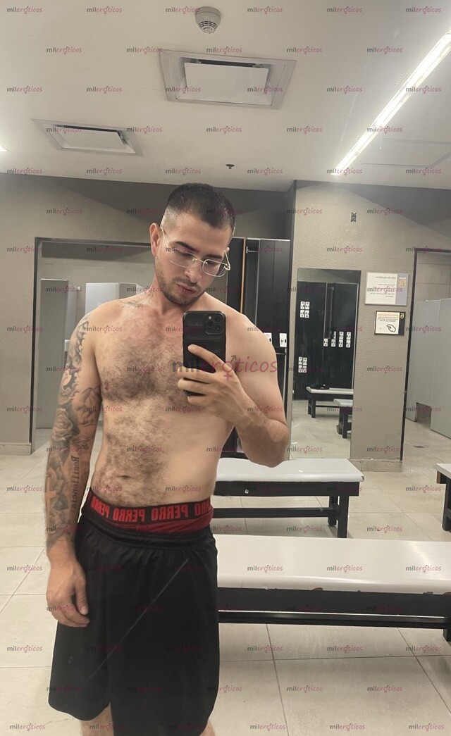 FOTOS DE DISPONIBLE TATUADO CM20 MIDO 1.77 SERIO DISCRETO VARONIL Y VELLUDO