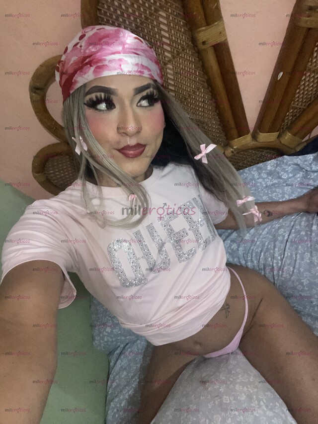 FOTOS DE QUIERES QUE TE CHUPE? PAPI ME LO TRAGO PAPI YO SOY ÚNICA .