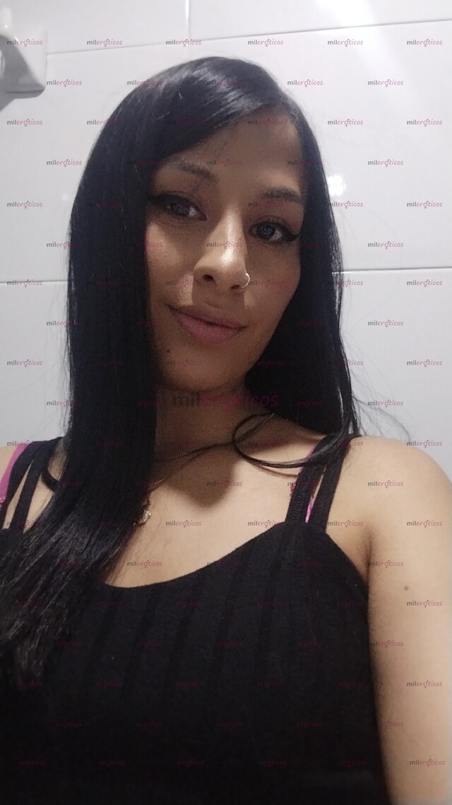 FOTOS DE DISPONIBLE PELINEGRA DOMICILIO Y CON SITIO ESCRIBEME LA PASAREMOS GENIAL